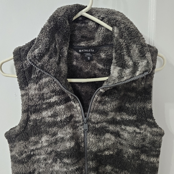 Athleta Gray Camo Fleece Zip Up Vest, Sz Xs - Picture 5 of 6